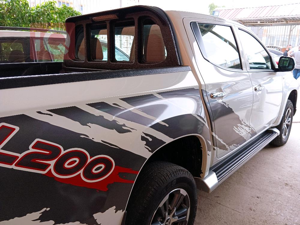 ميتسوبيشي L200